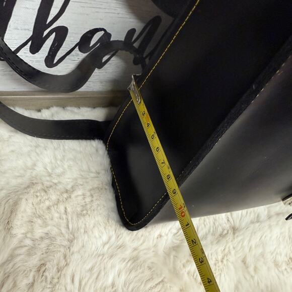 Dr. Martens Black Leather Backpack Unisex Travel Grunge 90s Blogger Classic - Picture 11 of 13